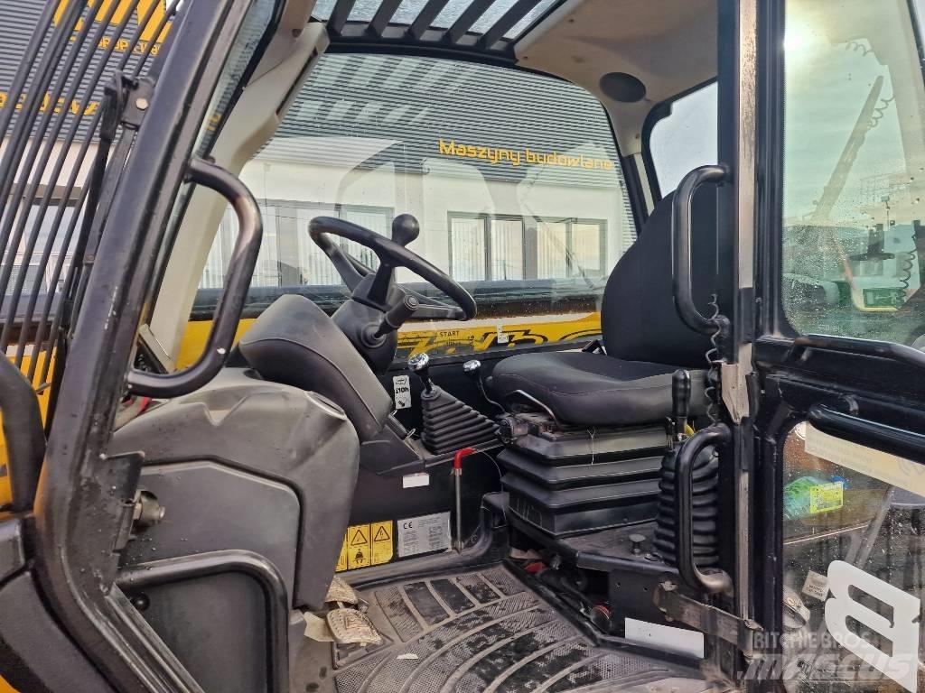 JCB 535-140 Telescopic Handlers
