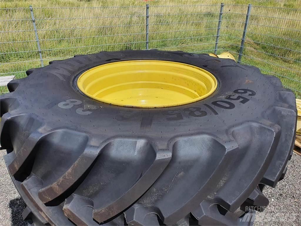 Mitas 650/85R38 x2 Tires, wheels and rims