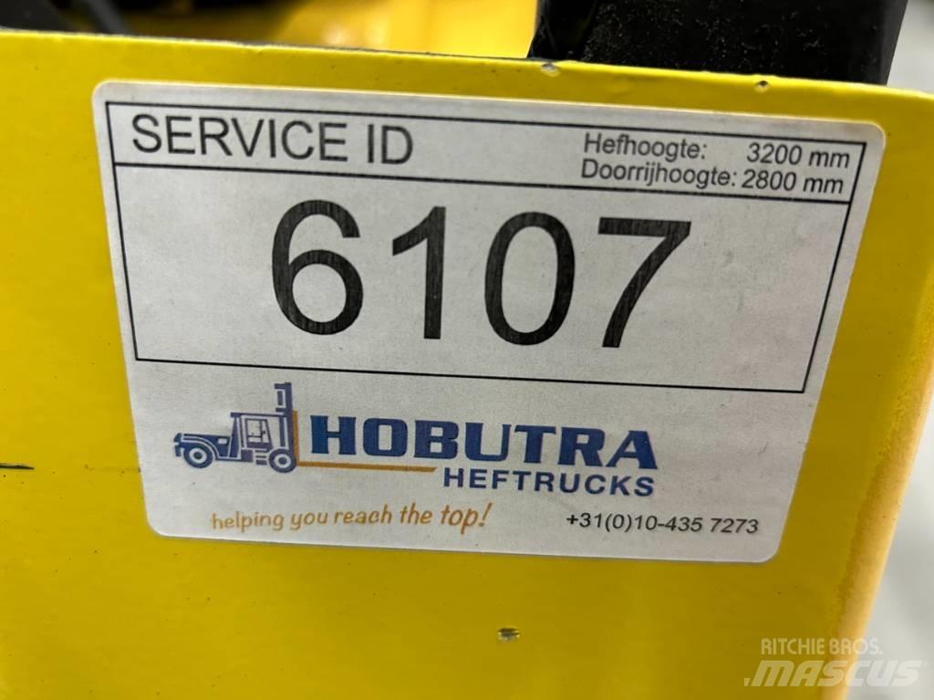 Hoist E220 Electric Forklifts