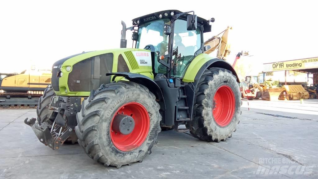 CLAAS Axion 920 Tractors