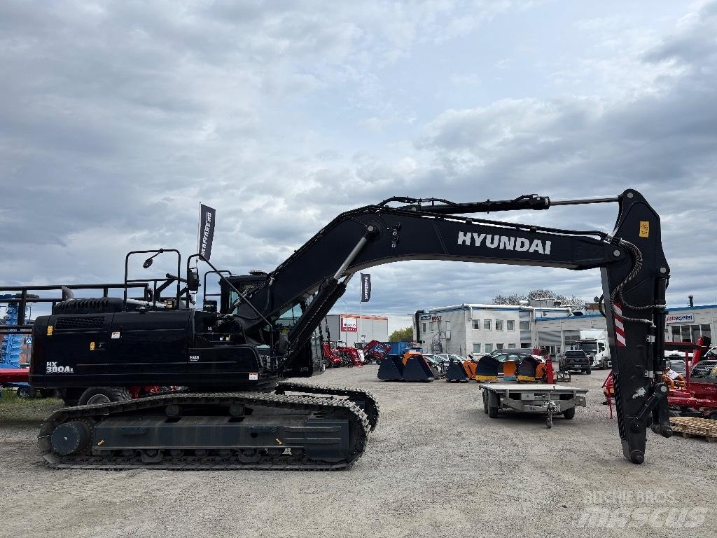 Hyundai HX300A L Crawler Excavators
