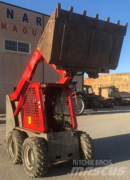 Gehl 4240 Skid Steer Loaders