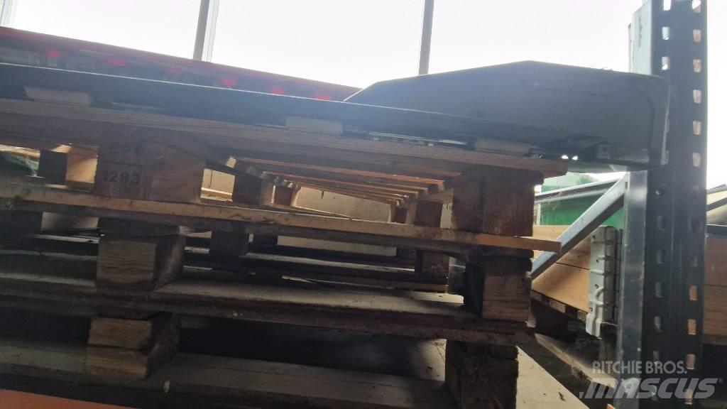 MacDon D 65 Harvester Headers