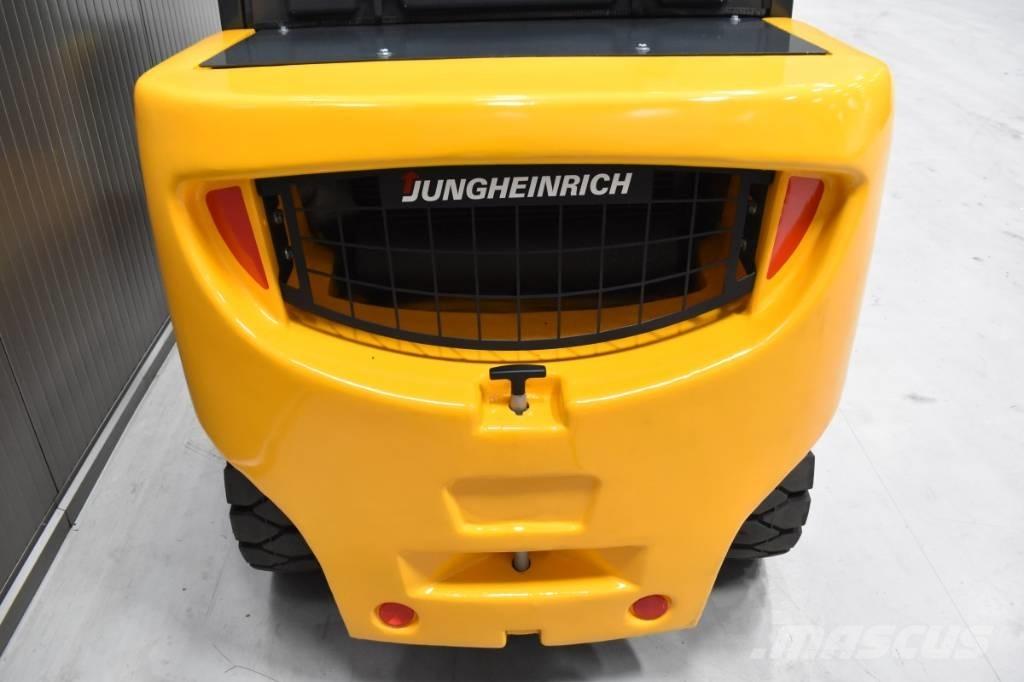 Jungheinrich DFG 435 Diesel Forklifts