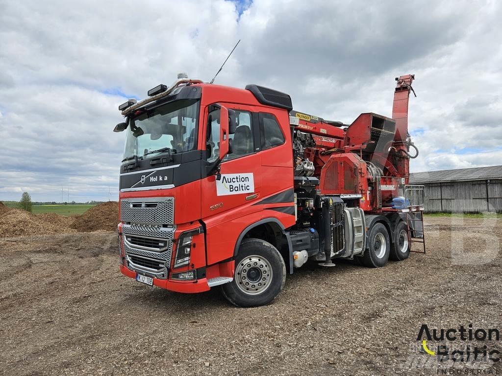 Volvo FH16 Wood Chippers
