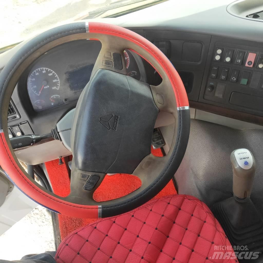 Howo 371 6X4 Dump Trucks