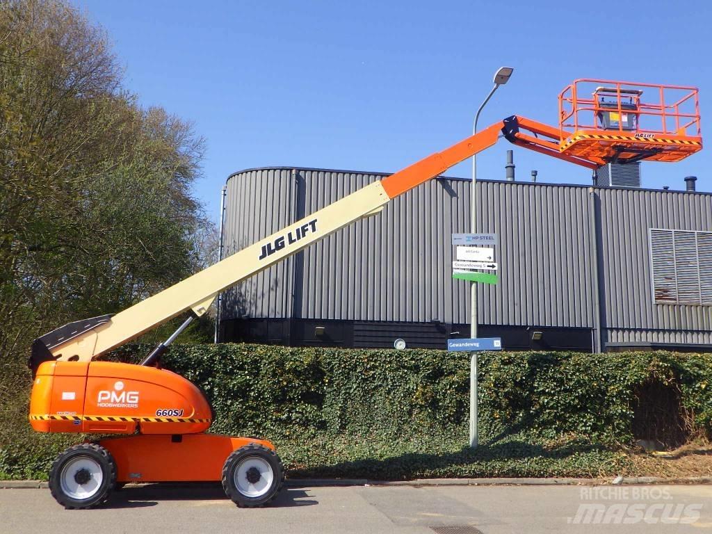 JLG 660SJ Telescopic boom lifts