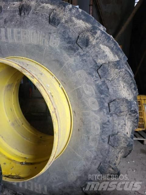 Trelleborg 650/85-38 Tires, wheels and rims