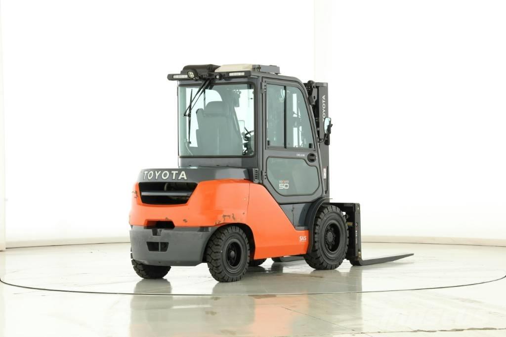 Toyota 40-8-FD-50-N Diesel Forklifts