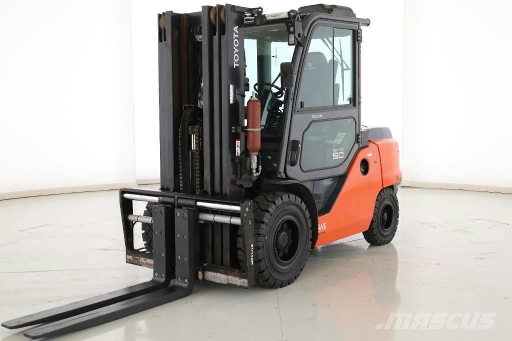 Toyota 40-8-FD-50-N Diesel Forklifts