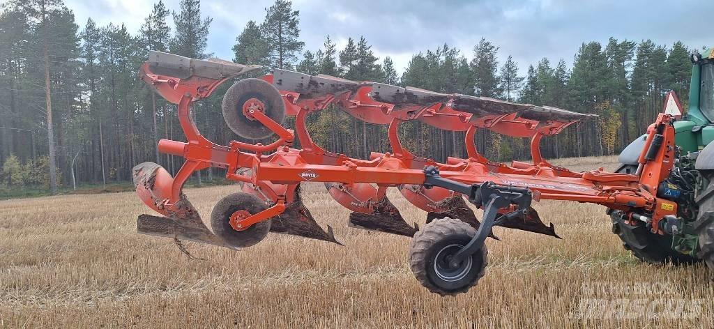 Kuhn Vari-Master 123 Reversible ploughs