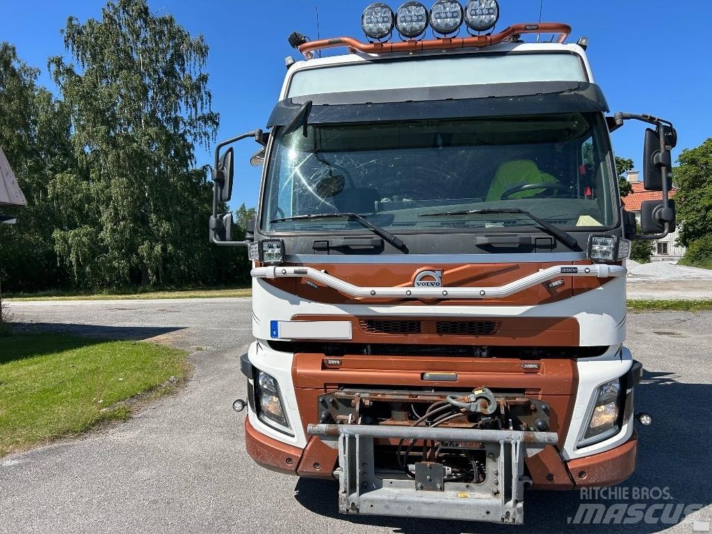 Volvo FMX 510 Hook lift trucks