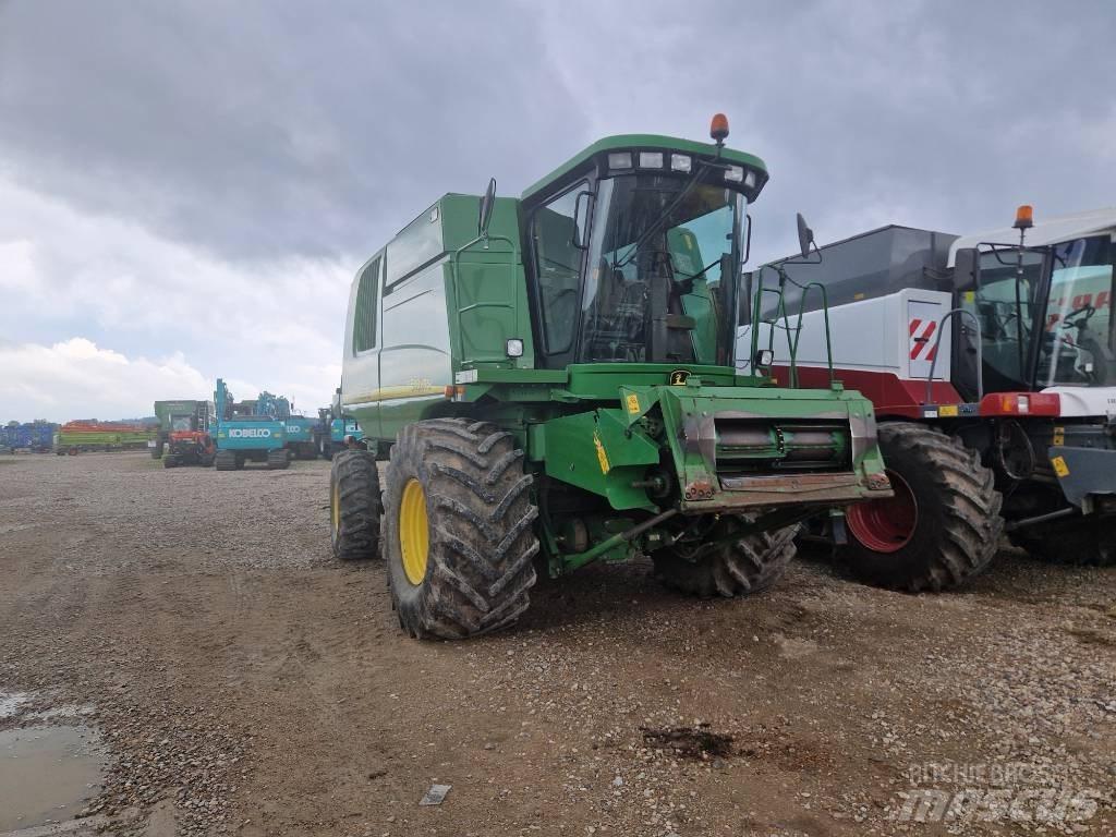 John Deere 9540 WTS Combine Harvesters