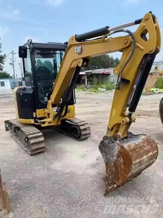 CAT 303 CR Mini Excavators <7t (Mini Diggers)