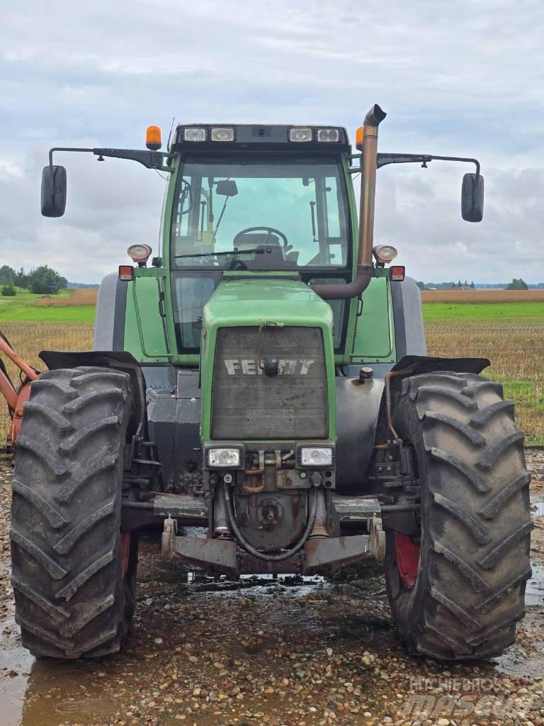 Fendt Favorit 824 Tractors