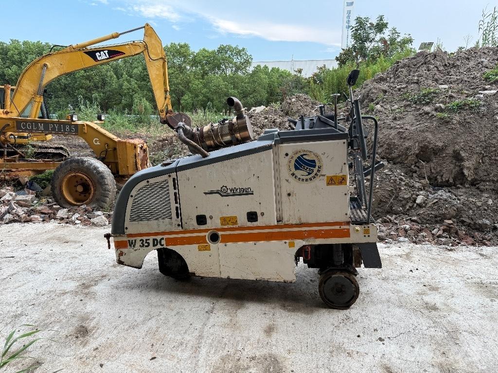Wirtgen W 35 DC Asphalt cold milling machines