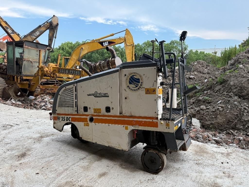 Wirtgen W 35 DC Asphalt cold milling machines
