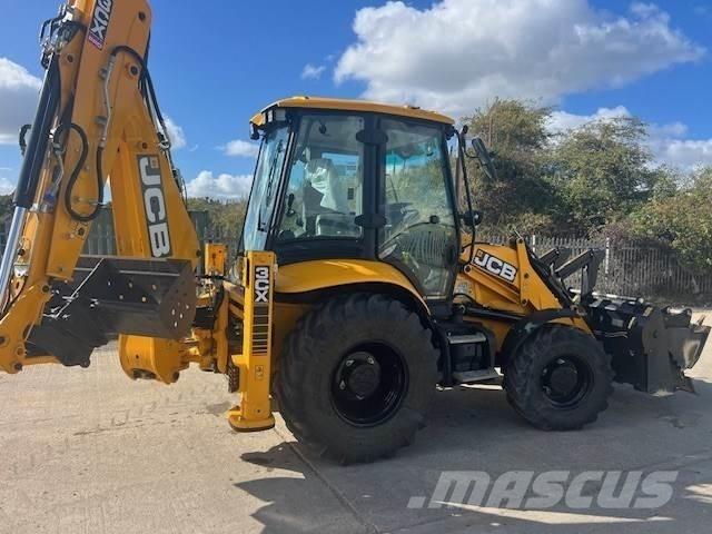 JCB 3CX Pro Backhoe Loaders