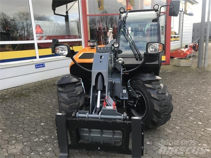  - - - 270/95R44 Tires, wheels and rims