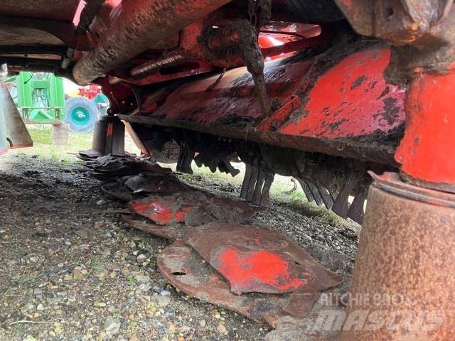 Kuhn FC3125DF Swathers/ Windrowers
