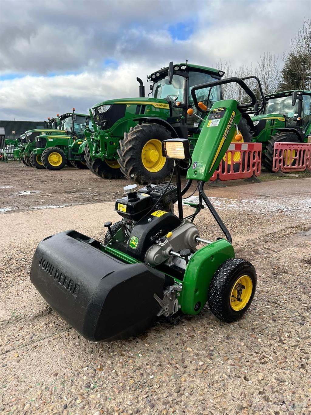 John Deere 260SL Walk-behind mowers