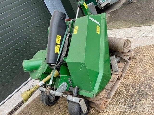 John Deere 580L Groundcare - Others