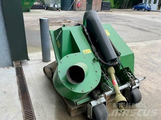 John Deere 580L Groundcare - Others