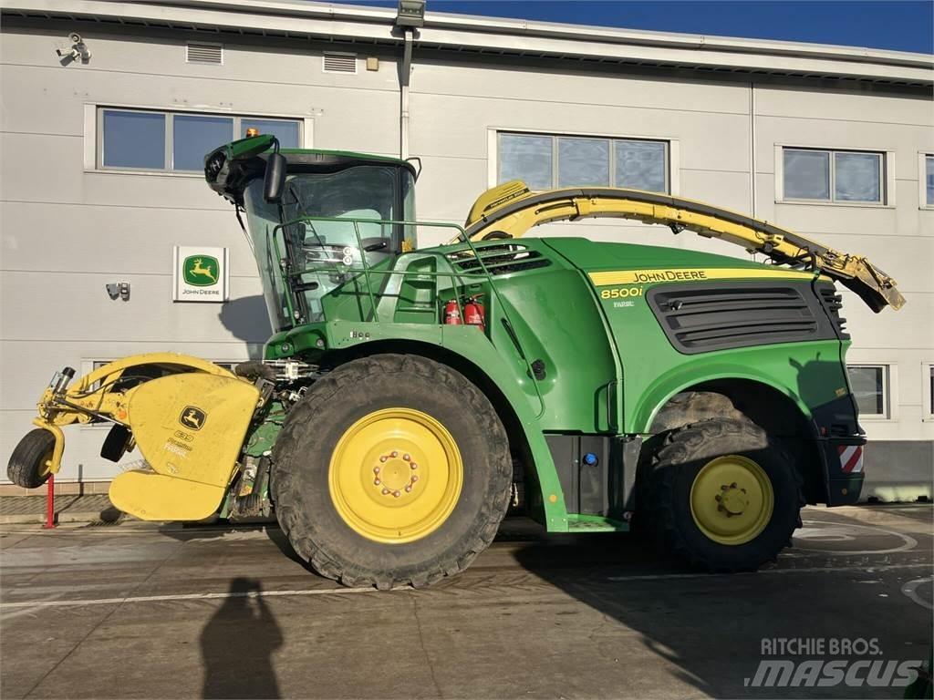 John Deere 8500i Foragers