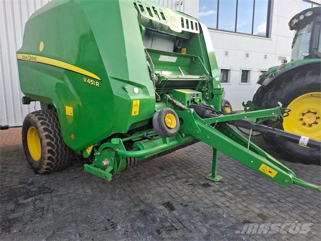 John Deere V451R Square Balers
