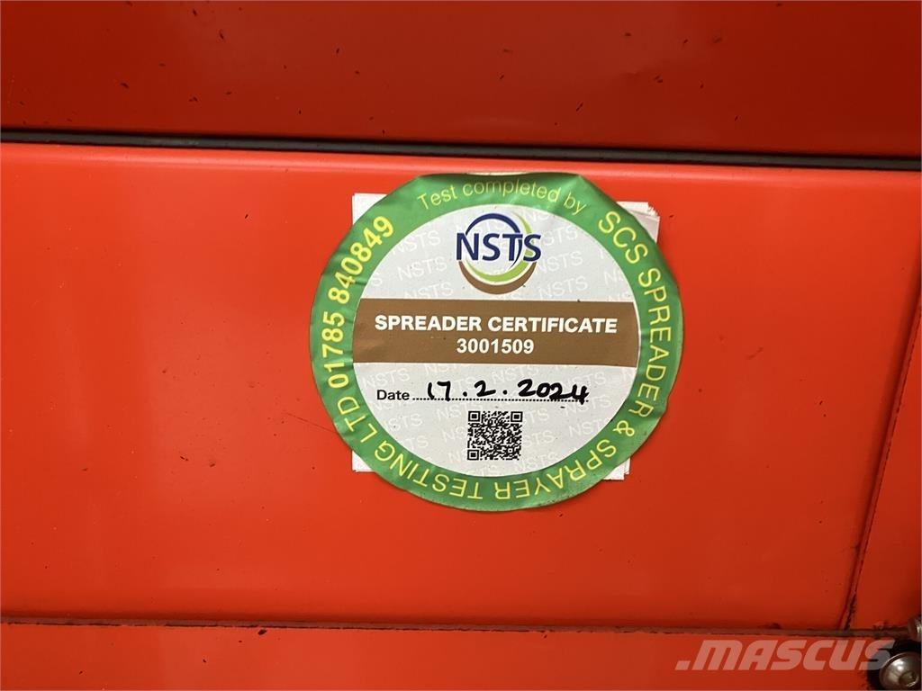 Kuhn Axis 40.2 HEMC Sprayer Fertilizers