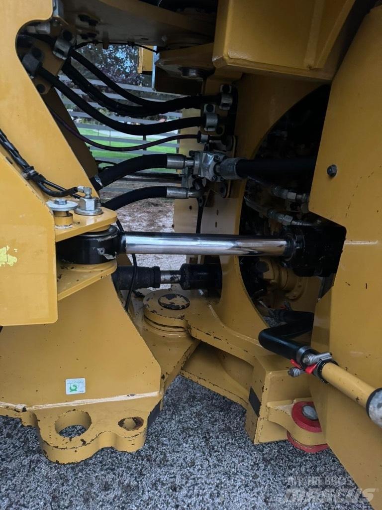 CAT 972 M Wheel Loaders