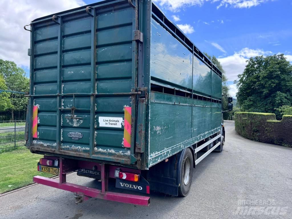 Volvo FL 240 Animal transport trucks