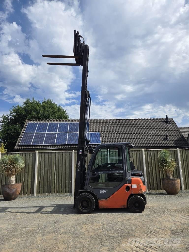 Toyota 8 FD 20 Diesel Forklifts