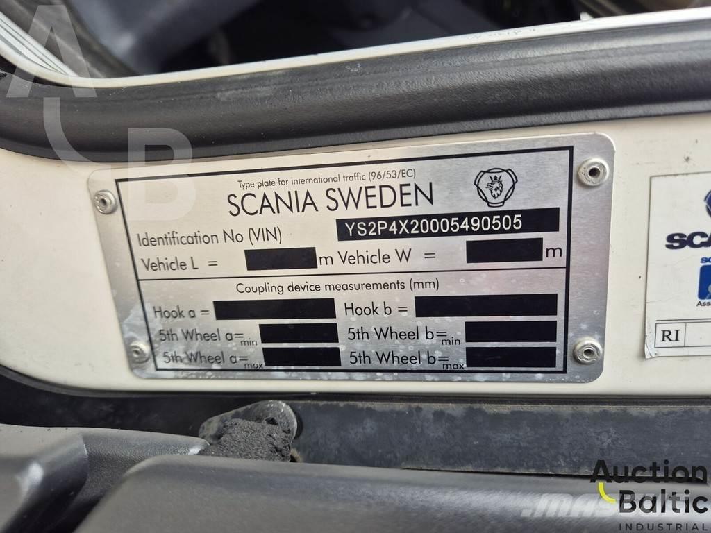 Scania P 450 Cab & Chassis Trucks