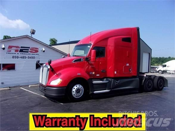 Kenworth T680 Conventional Trucks / Tractor Trucks