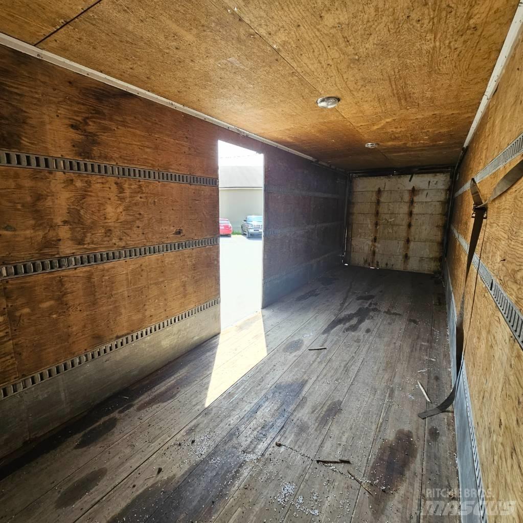 International 4400 Box trucks