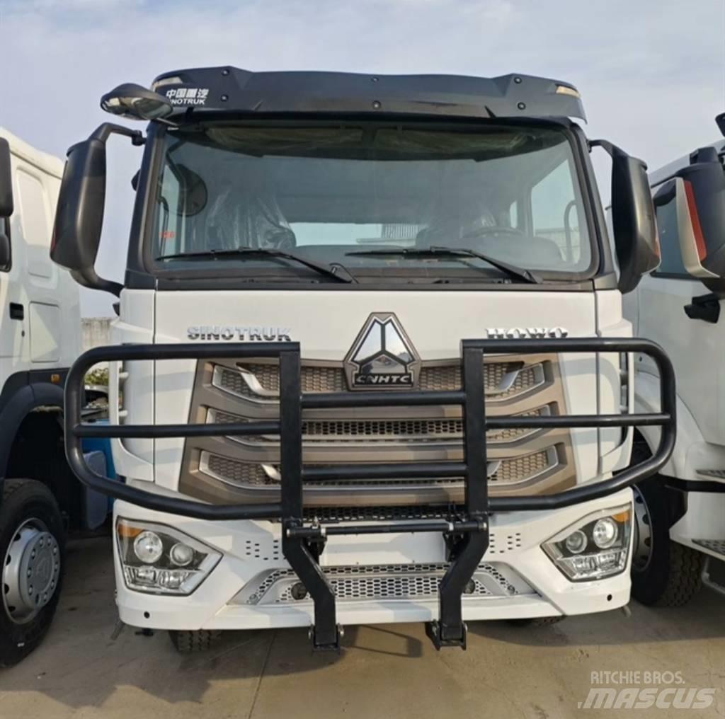 Howo NX Conventional Trucks / Tractor Trucks