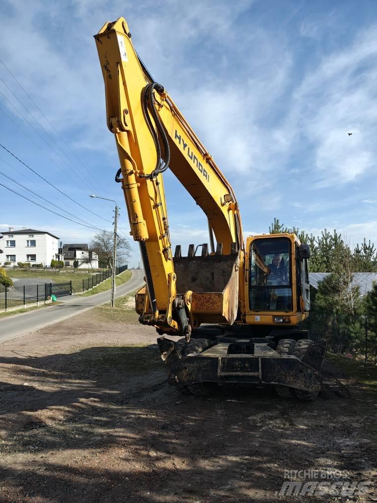 Hyundai 170W-7 Wheeled Excavators