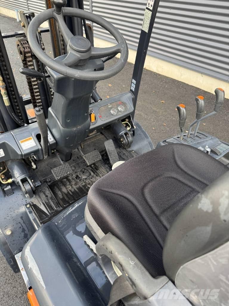 Doosan G 35 C-5 LPG trucks