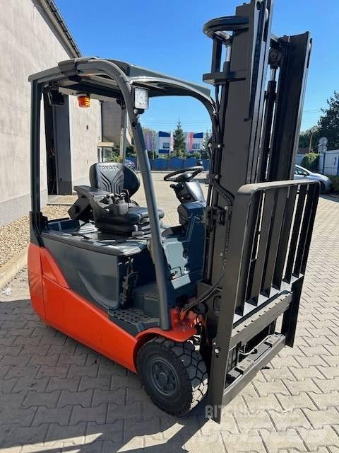 Toyota 8 FBET 16 Electric Forklifts