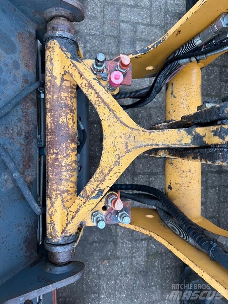 Ahlmann AS 90 Wheel Loaders