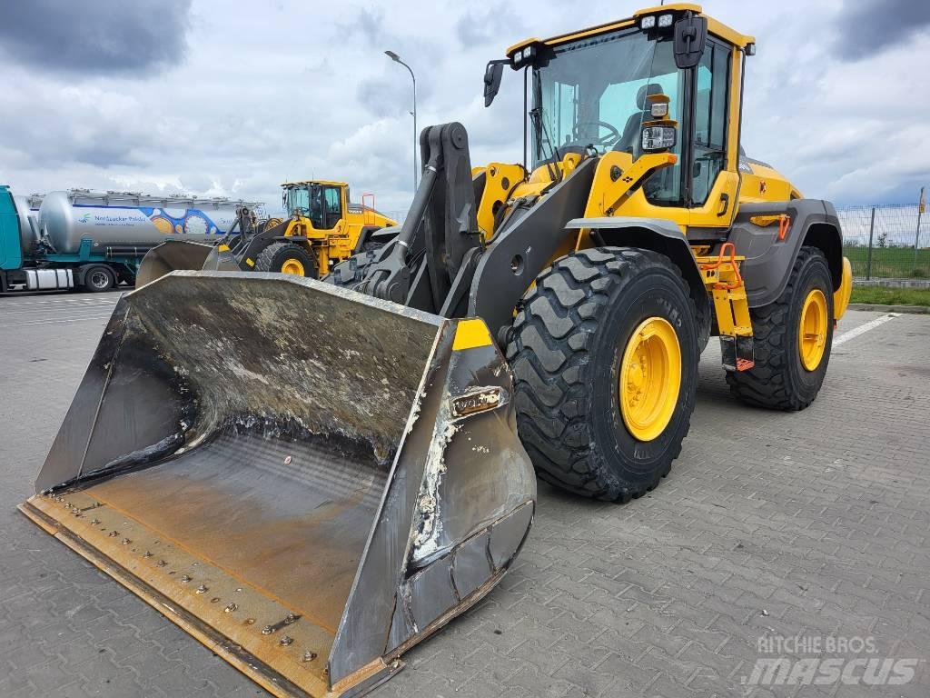Volvo L110H Wheel Loaders
