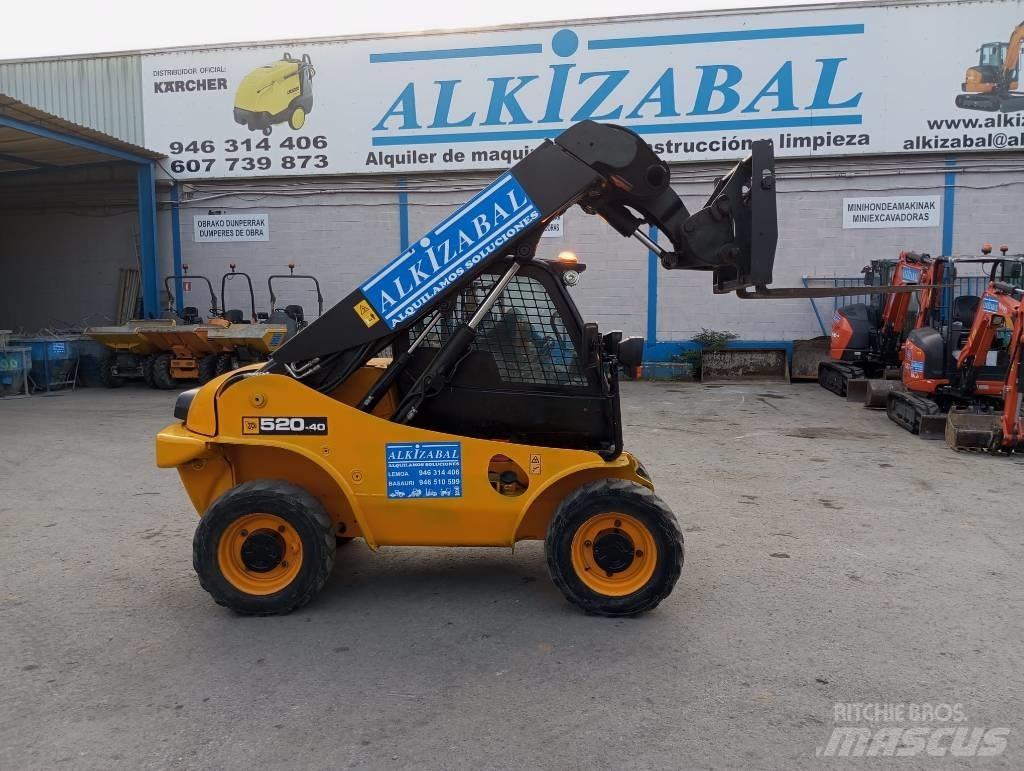 JCB 520-40 Telescopic Handlers