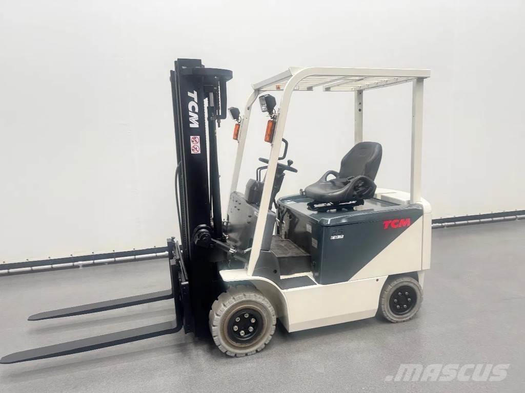 TCM FB25-8 Electric Forklifts