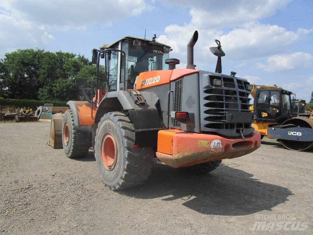 Hitachi ZW 220  Waage Wheel Loaders