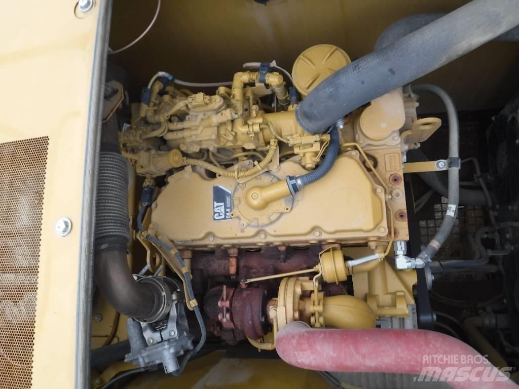 CAT 320 Crawler Excavators