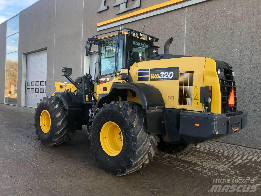 Komatsu WA 320-8 Wheel Loaders
