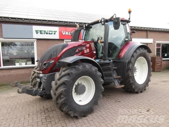 Valtra T174 VERSU Tractors