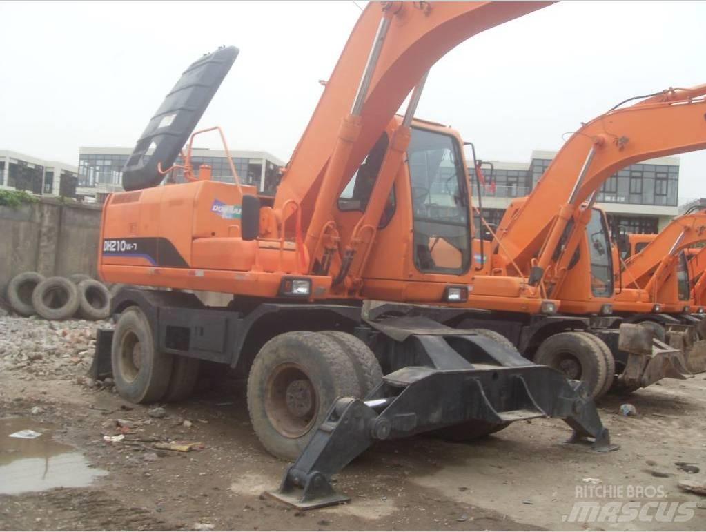 Doosan DH 210 W-7 Wheeled excavators