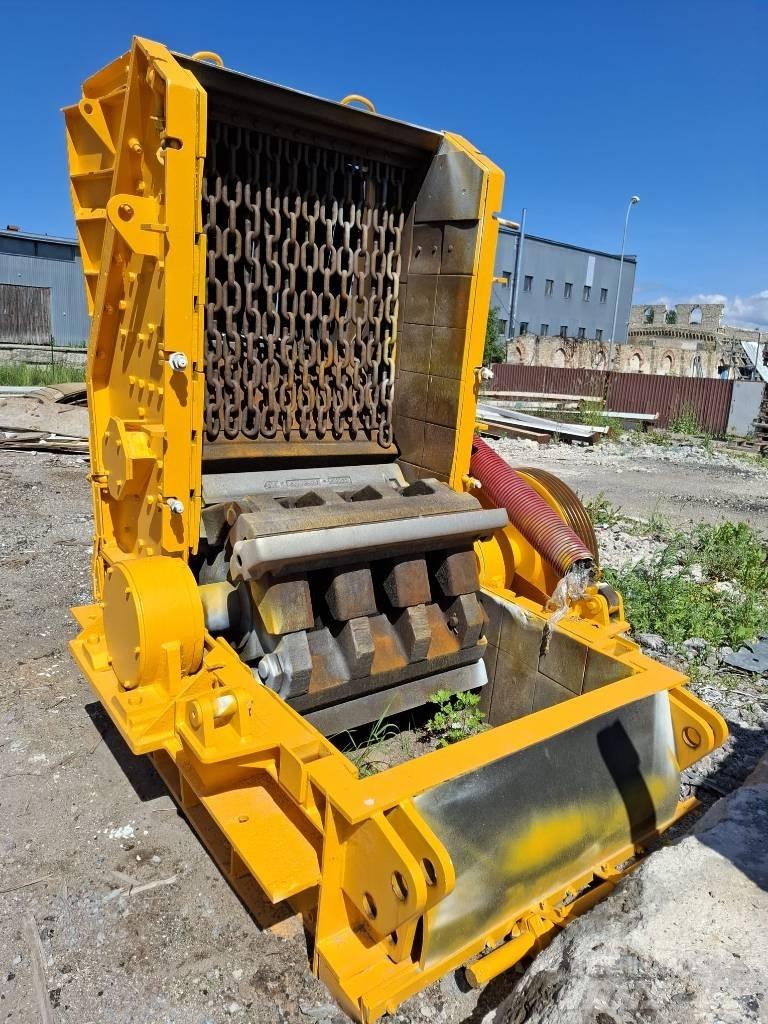 Terex Pegson 4242 SR Crushers
